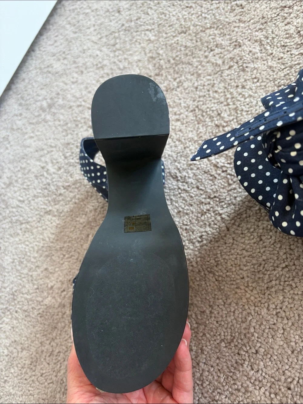 Adorable Jeffrey Campbell, navy polkadot platform size 7